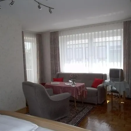 Hotel Freuschle 2*